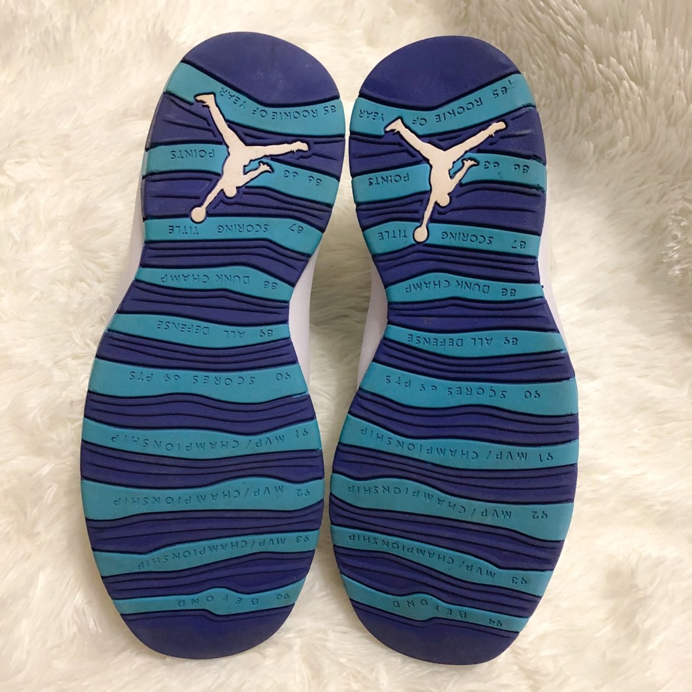 AIR JORDAN 10 Retro 'Charlotte Hornets' Sneakers. - Picture 3 of 10
